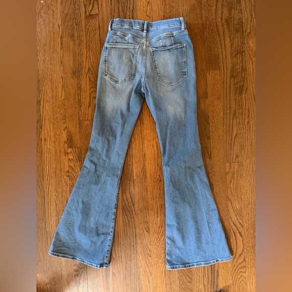 Free People We The Free CRVY Infinite stretch Pull On Flare Jean size small - Picture 5 of 5